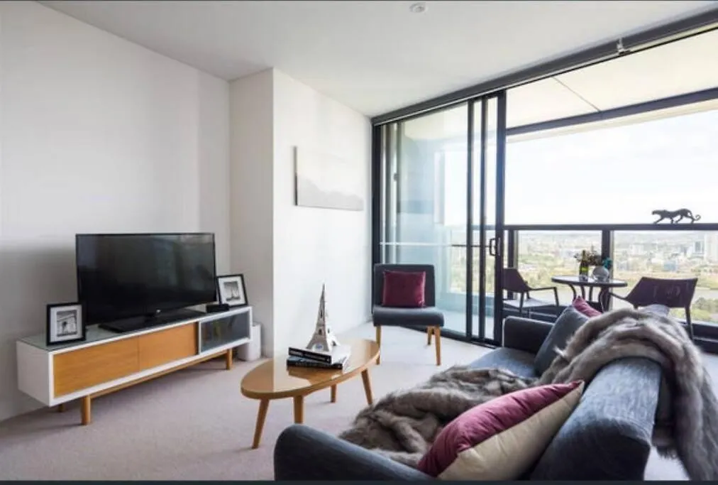 Apartment L19 Spacious Apt, Wi-Fi, Parking By Stylish Stays Brisbane Australia